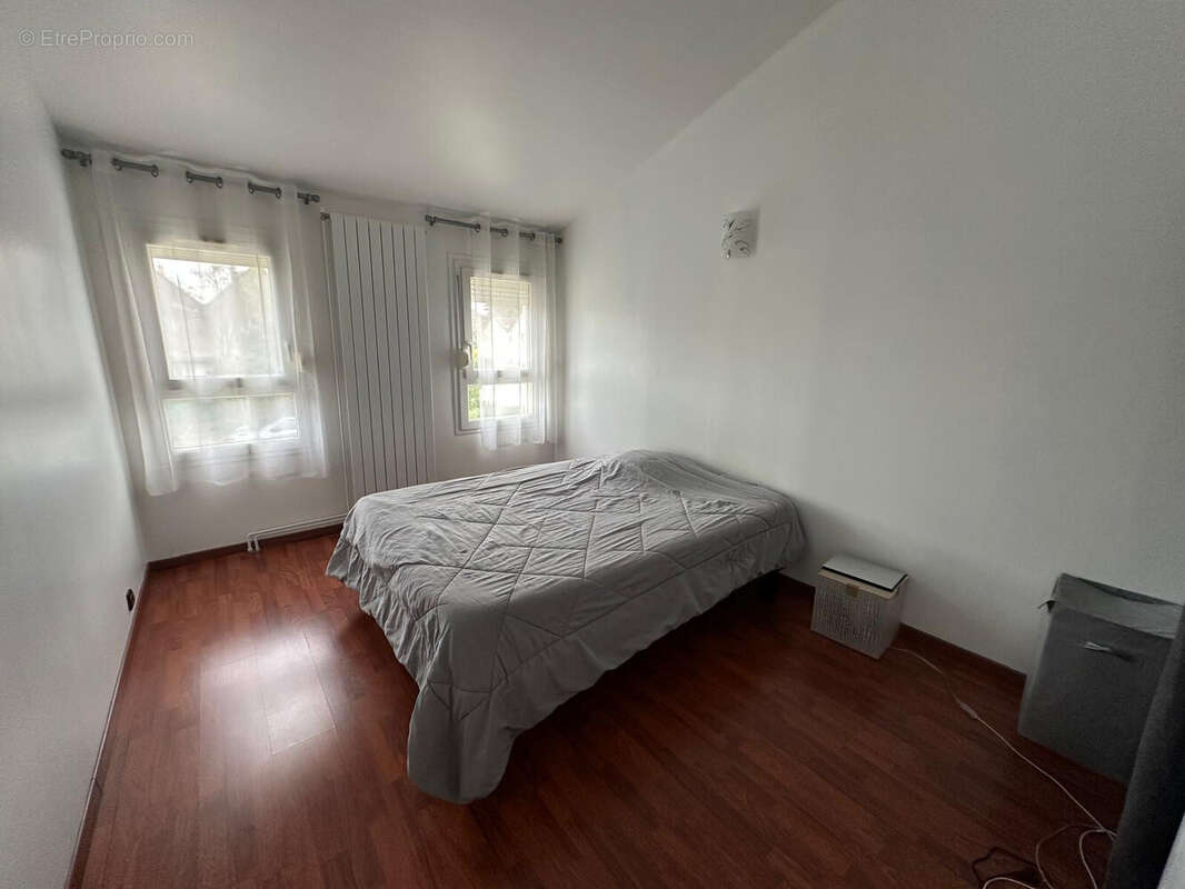 Maison à SAVIGNY-LE-TEMPLE