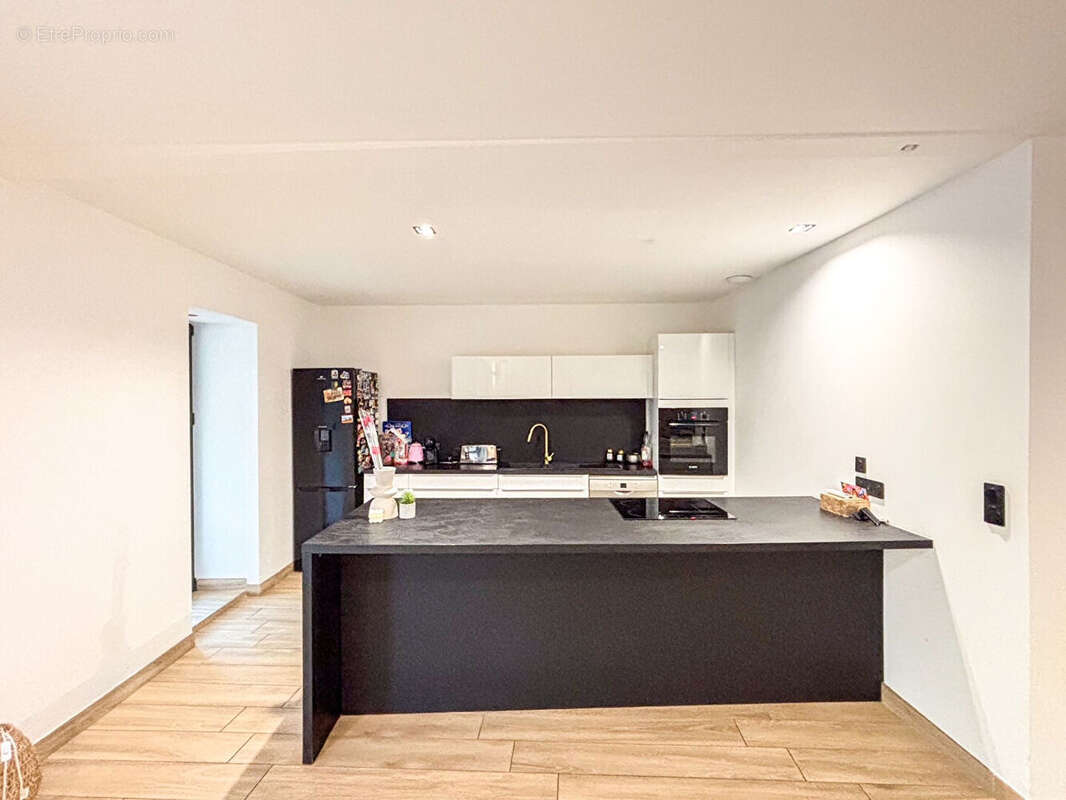 Appartement à LA VERPILLIERE
