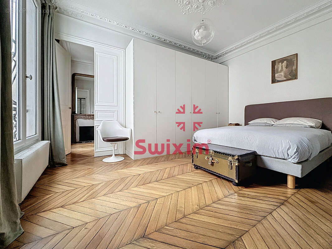 Appartement à PARIS-10E