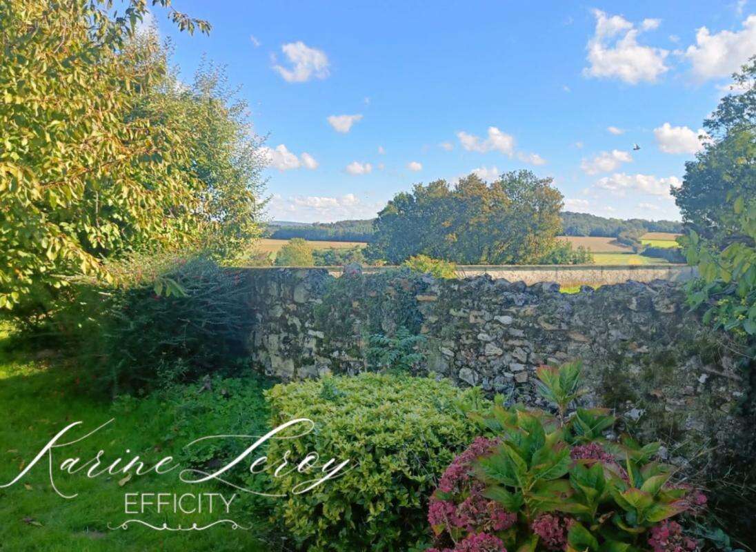 Maison à MAREIL-EN-FRANCE