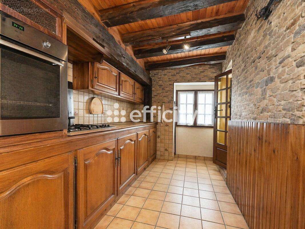 Maison à LONGNY-AU-PERCHE