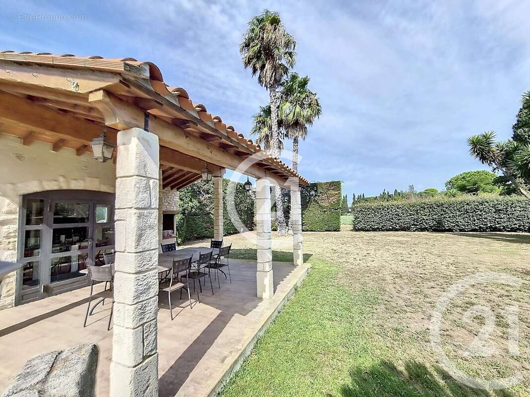 Maison à LATOUR-BAS-ELNE