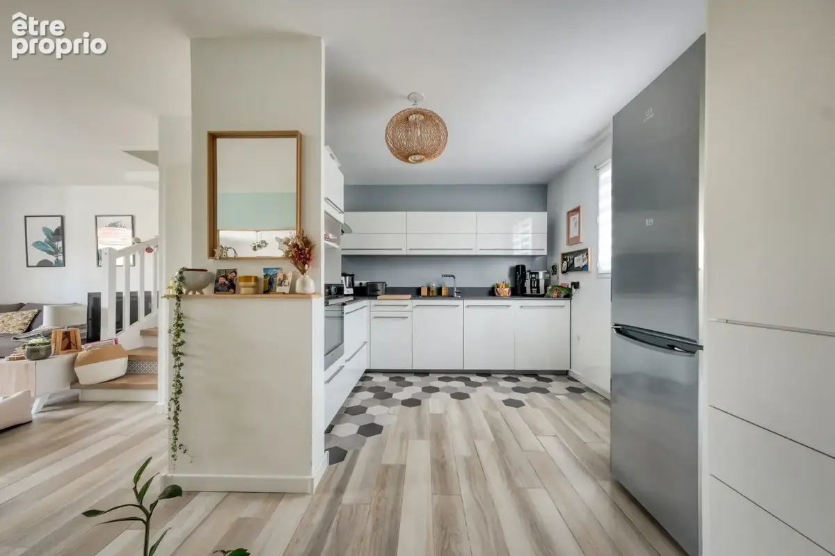 Maison de 81m2 - 3 chambres - jardin et garage. - photo 1