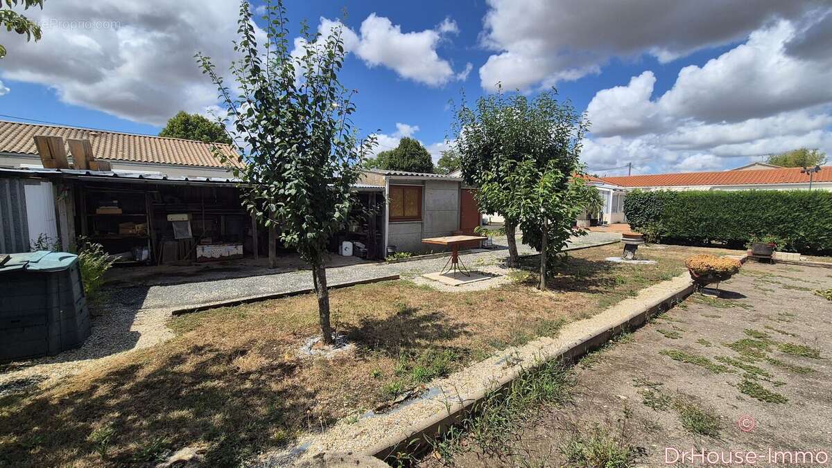 Maison à PUYRAVAULT