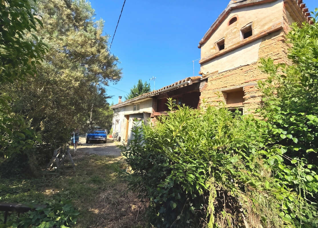 Maison à SAINT-PORQUIER