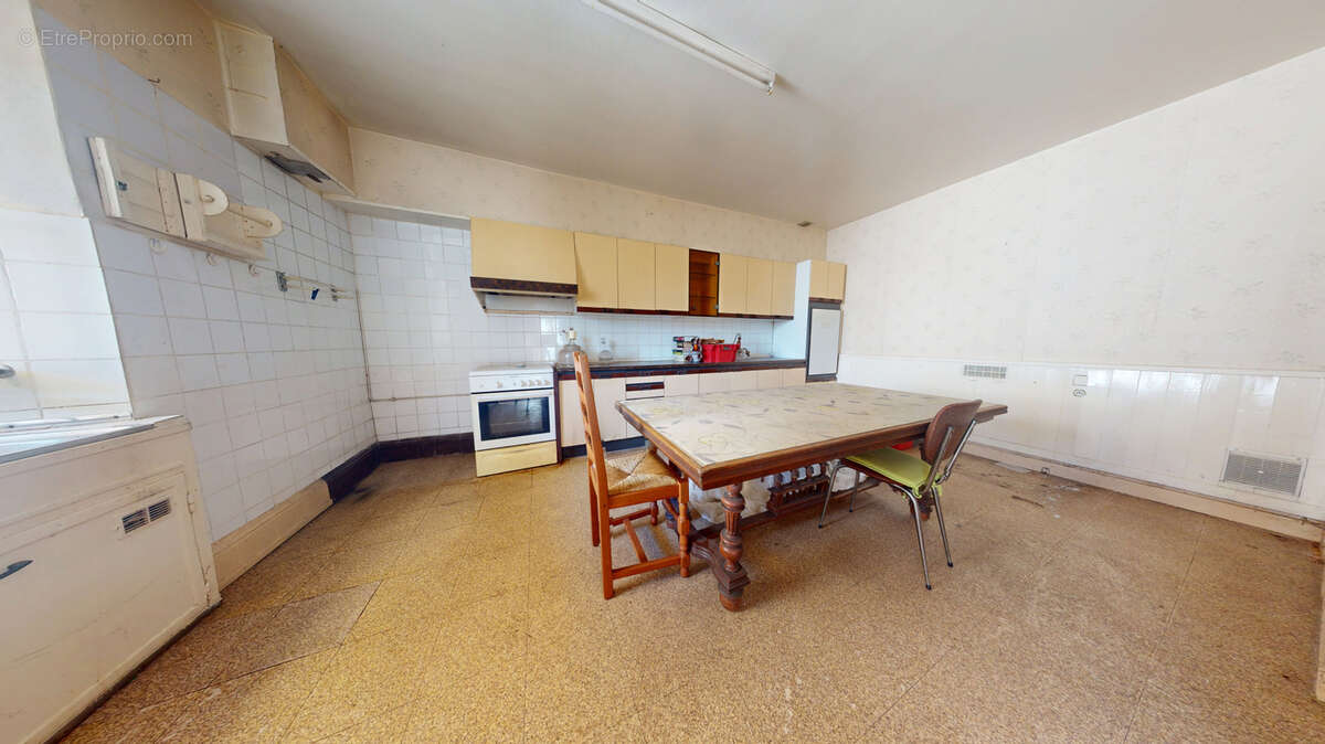 Maison à SAUXILLANGES