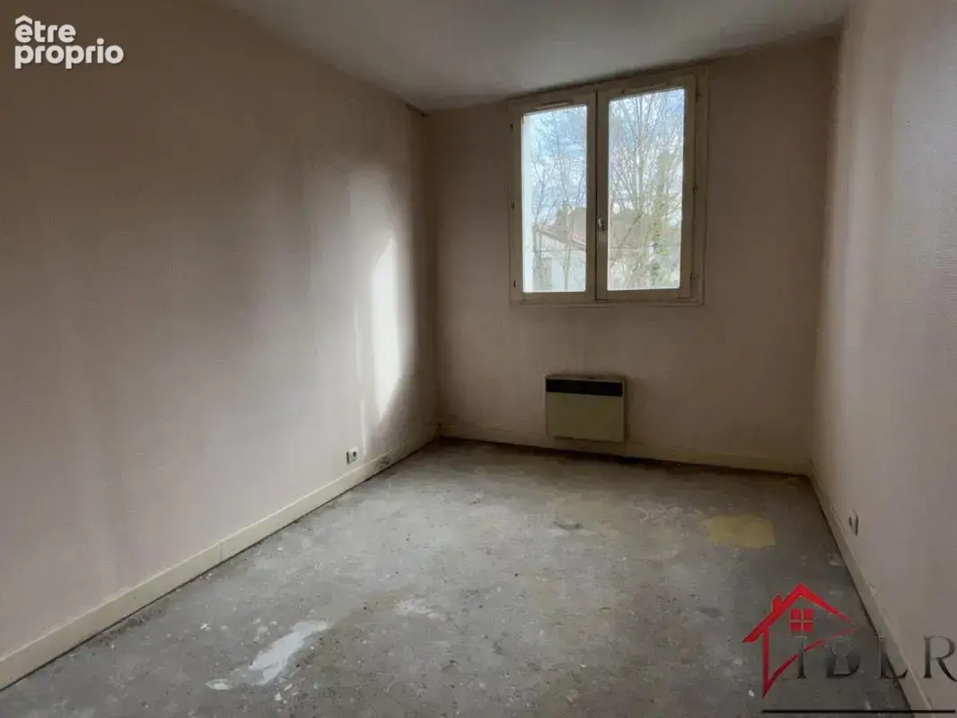 Immeuble d'habitation divisé en 3 logements à rénover - Idéa - photo 4
