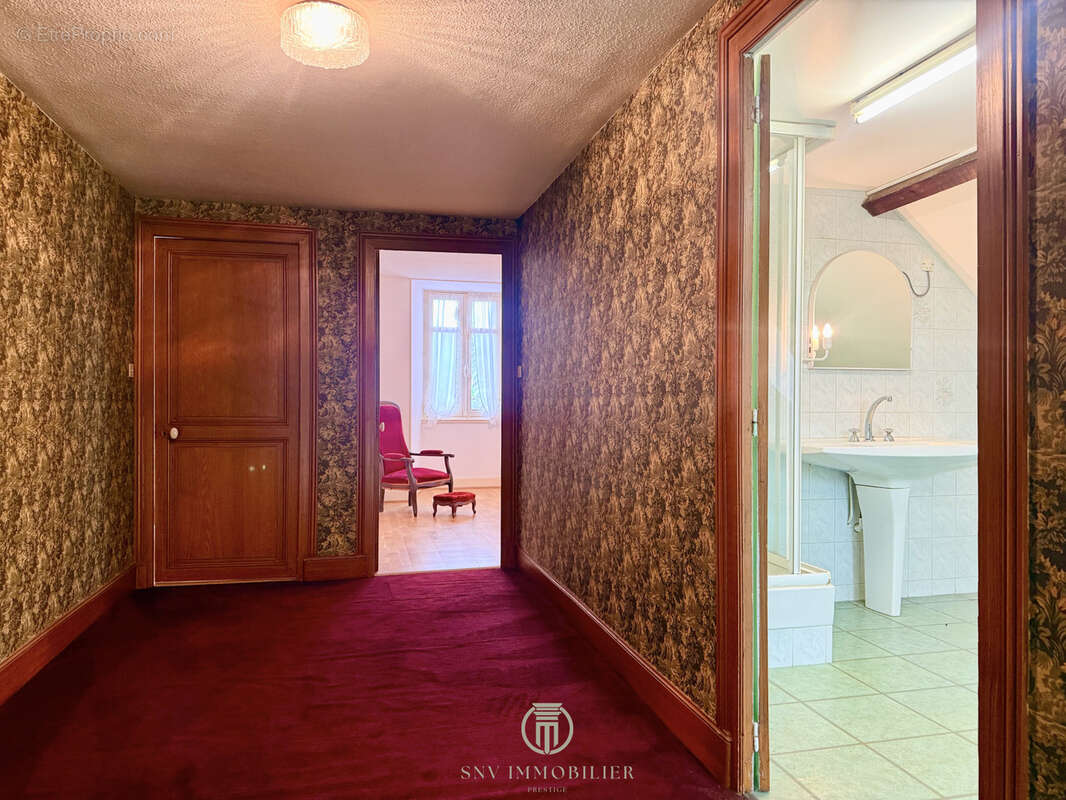 Maison à SAINT-AMAND-MONTROND