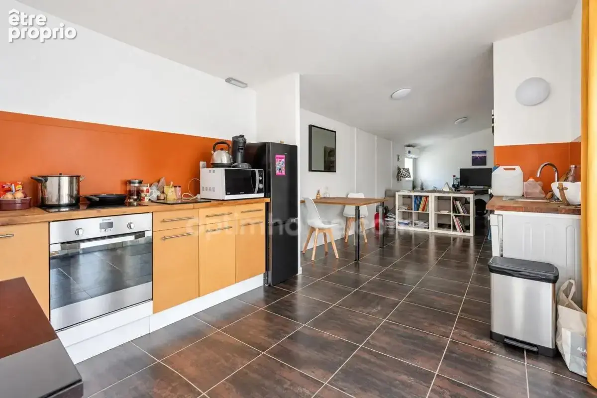 Plaissan (34230) – ensemble immobilier – 5 appartements – terrain 1 055 m² – piscine – potentiel locatif - photo 8