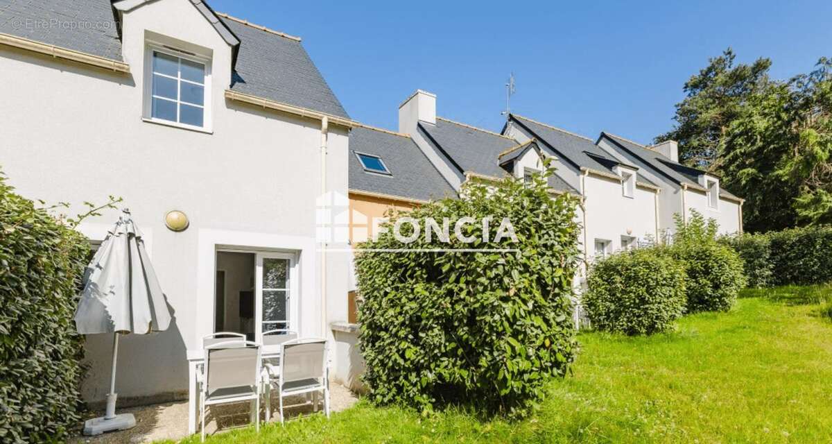 Maison à LE TRONCHET