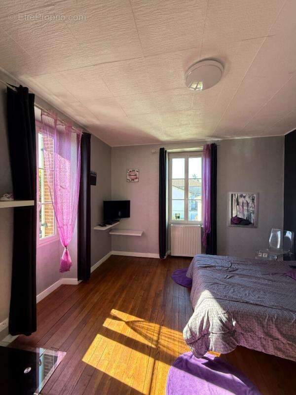 Maison Aire Sur L'adour 7 pièce(s) 200 m2 - photo 9