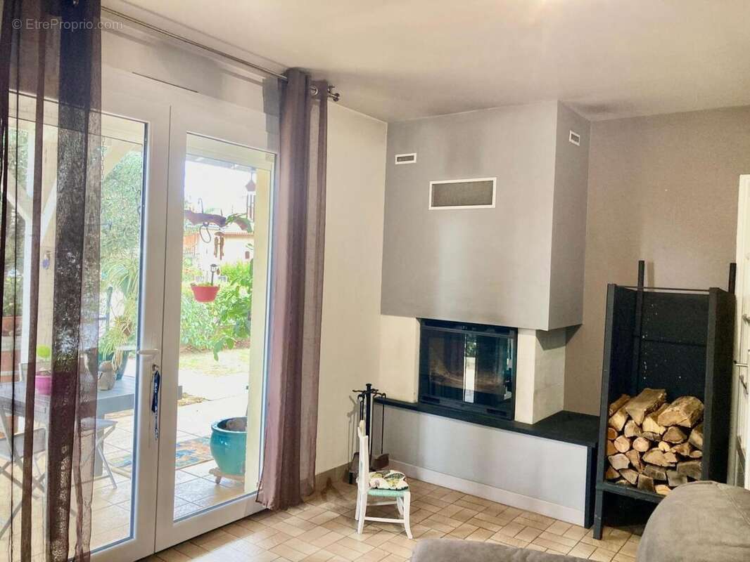 Maison 119 m² à Cazaubon  - photo 2