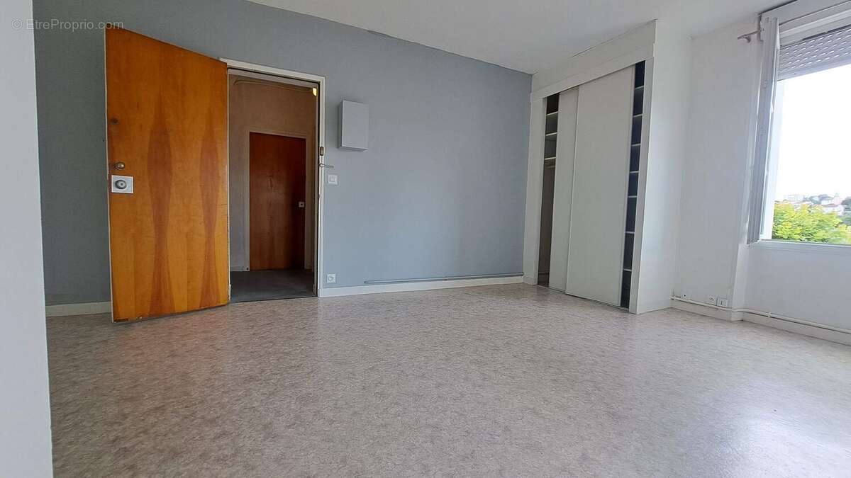 Appartement à BUXEROLLES