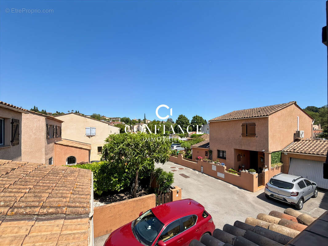 Maison à VILLENEUVE-LOUBET
