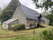 Maison à SAINT-SAUVES-D'AUVERGNE