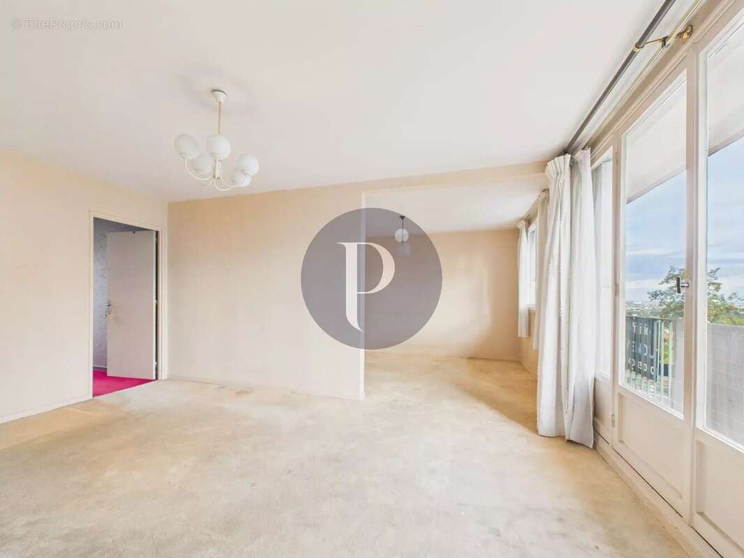 Appartement à LE PLESSIS-ROBINSON