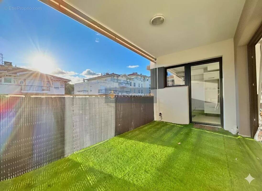 Appartement à FREJUS