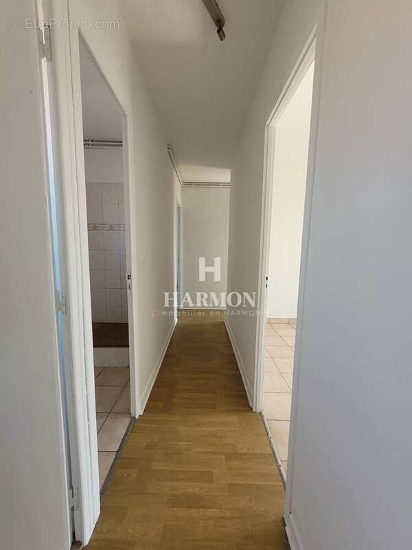 HARMON À VENDRE – Grand appartement a rénover - photo 8