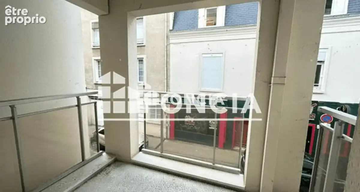 Angers centre ! t1 residence senior - photo 3