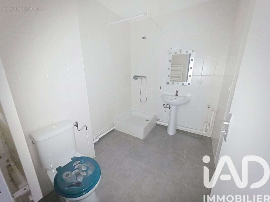 Photo 5 - Appartement à CRECY-LA-CHAPELLE