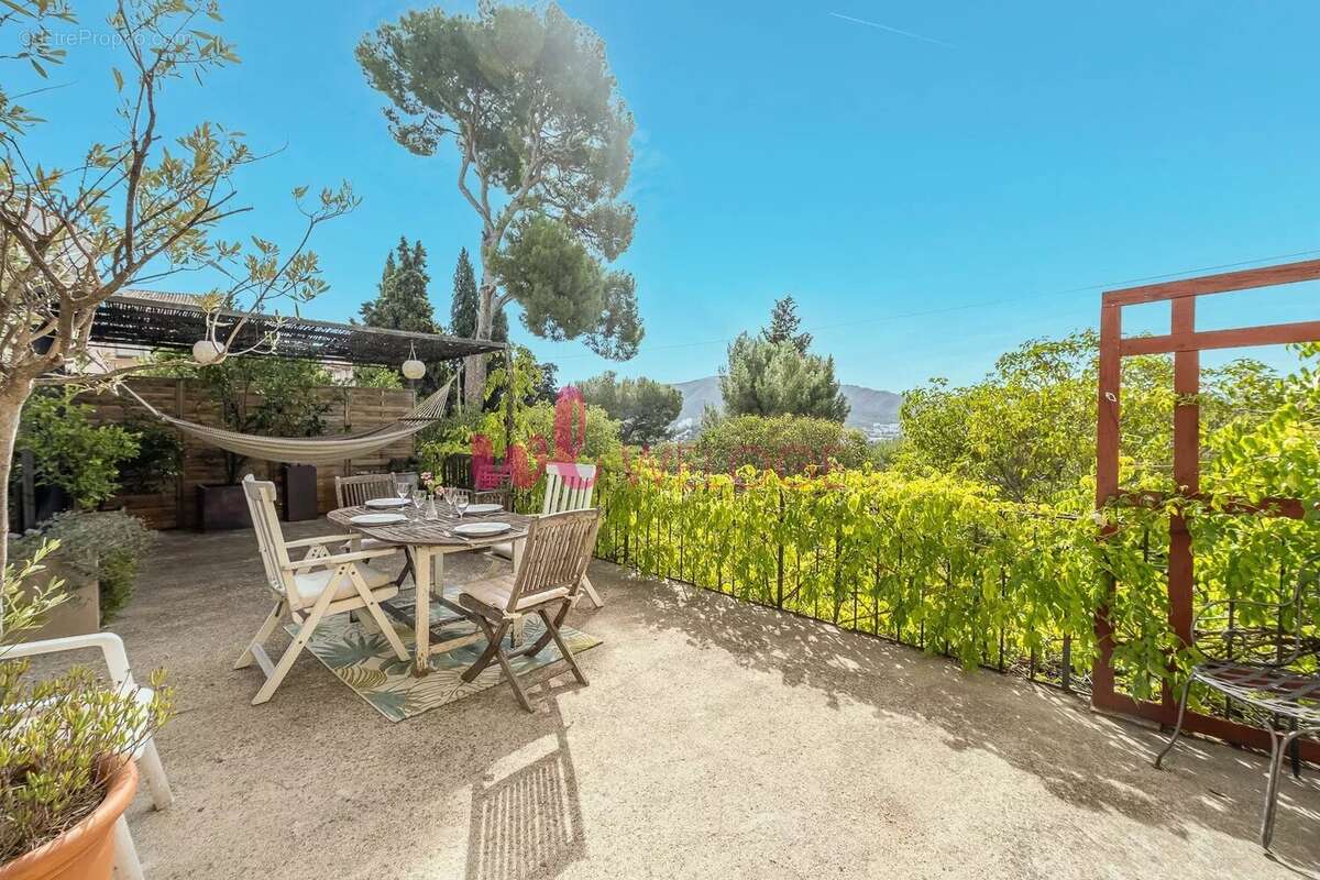 Appartement à MARSEILLE-12E