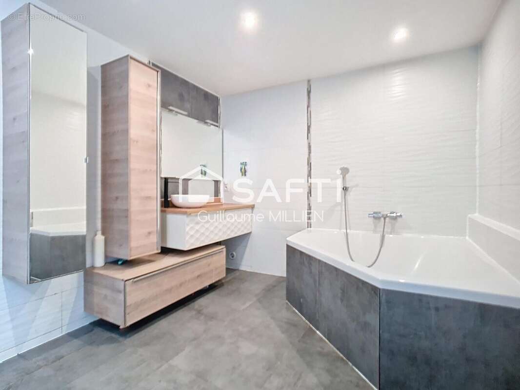 Photo 8 - Maison à FAUMONT