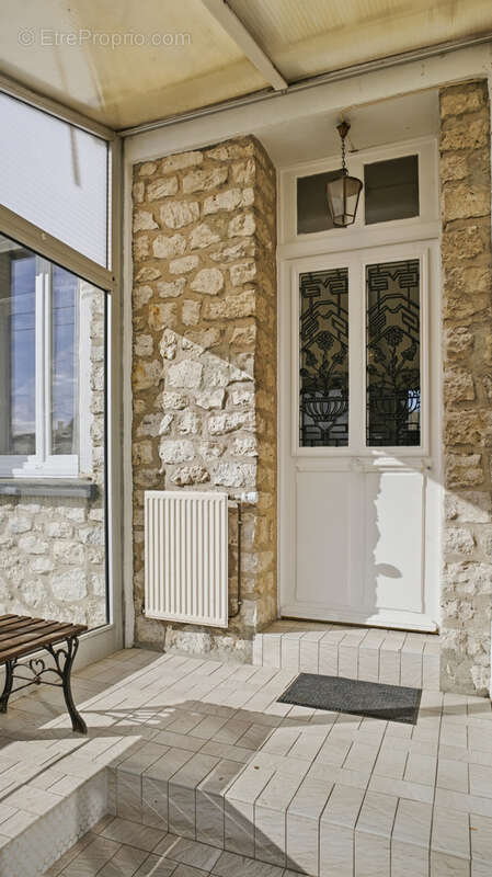 Maison à MONTIGNY-SUR-LOING