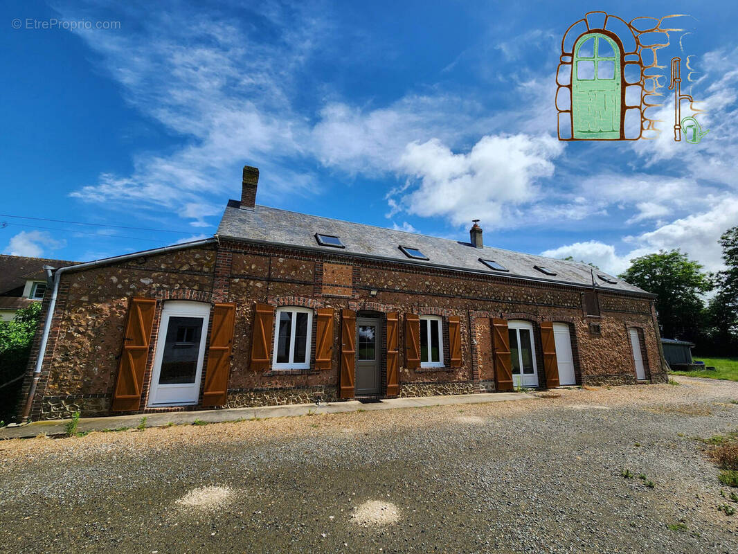 Maison à SARGE-SUR-BRAYE