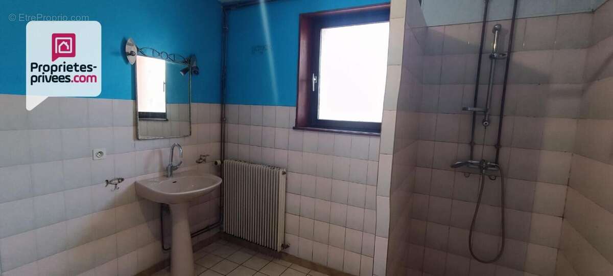 Maison 185 m2 et bâtiment annexe - photo 12