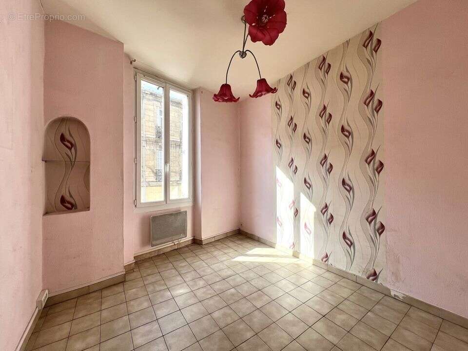 chambre t2 clairimmo 4ème travaux - Appartement à MARSEILLE-4E