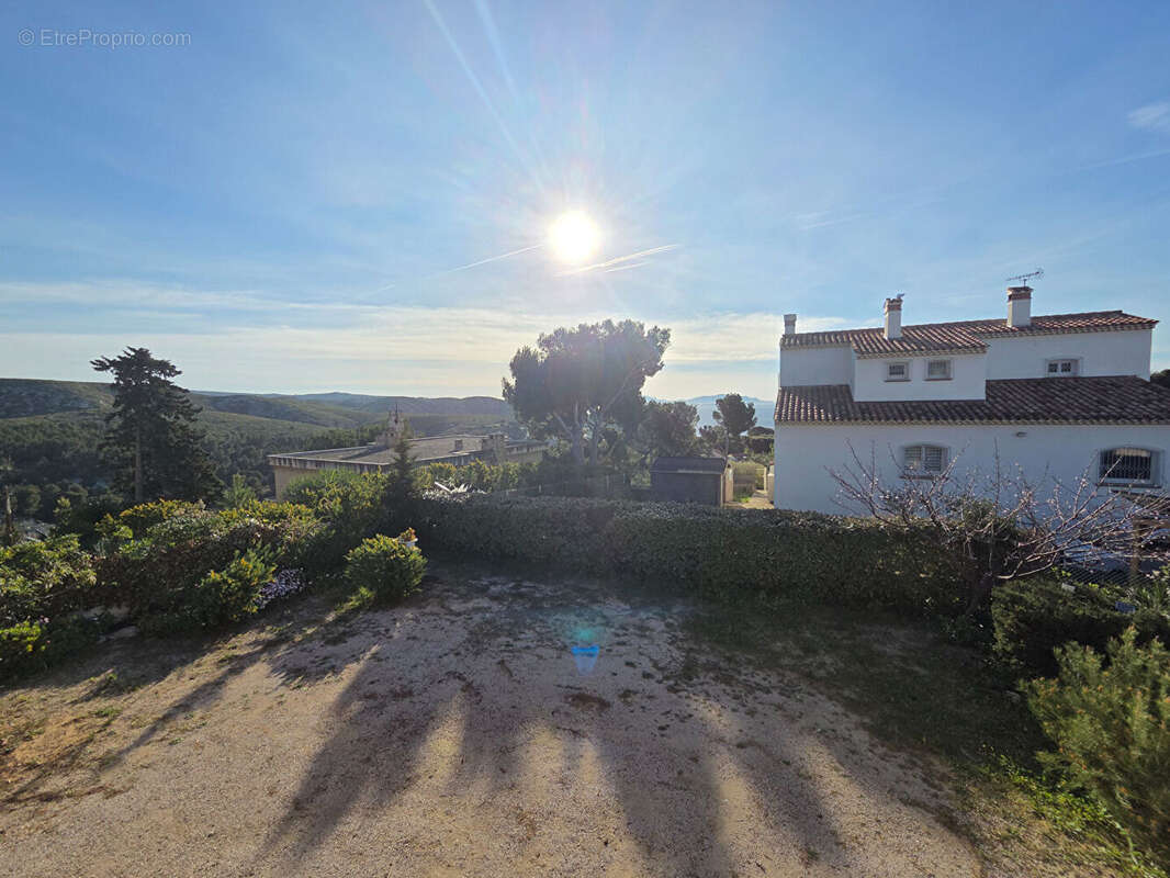 Maison à CARRY-LE-ROUET