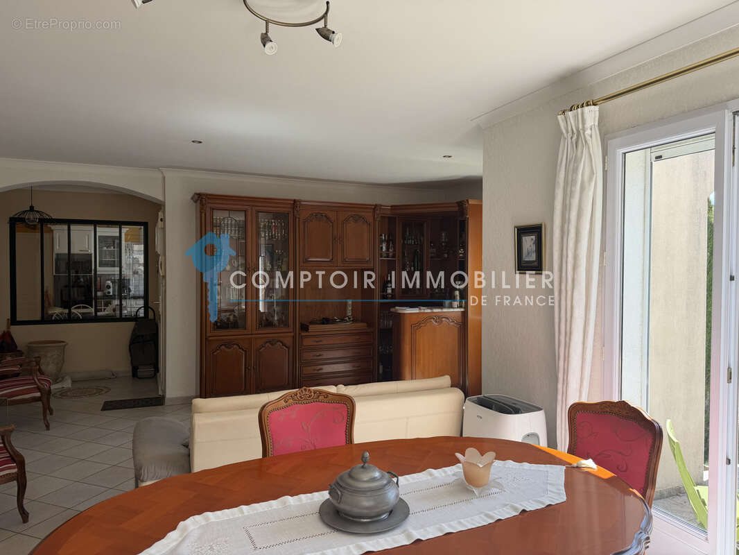 Maison à NIMES