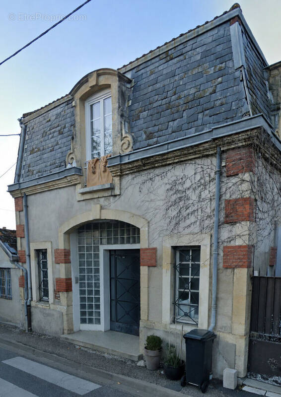 Appartement à SAINTE-LIVRADE-SUR-LOT