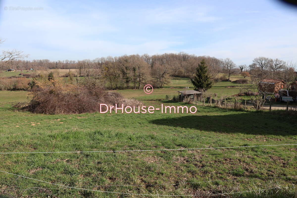 Terrain à BEYNAC