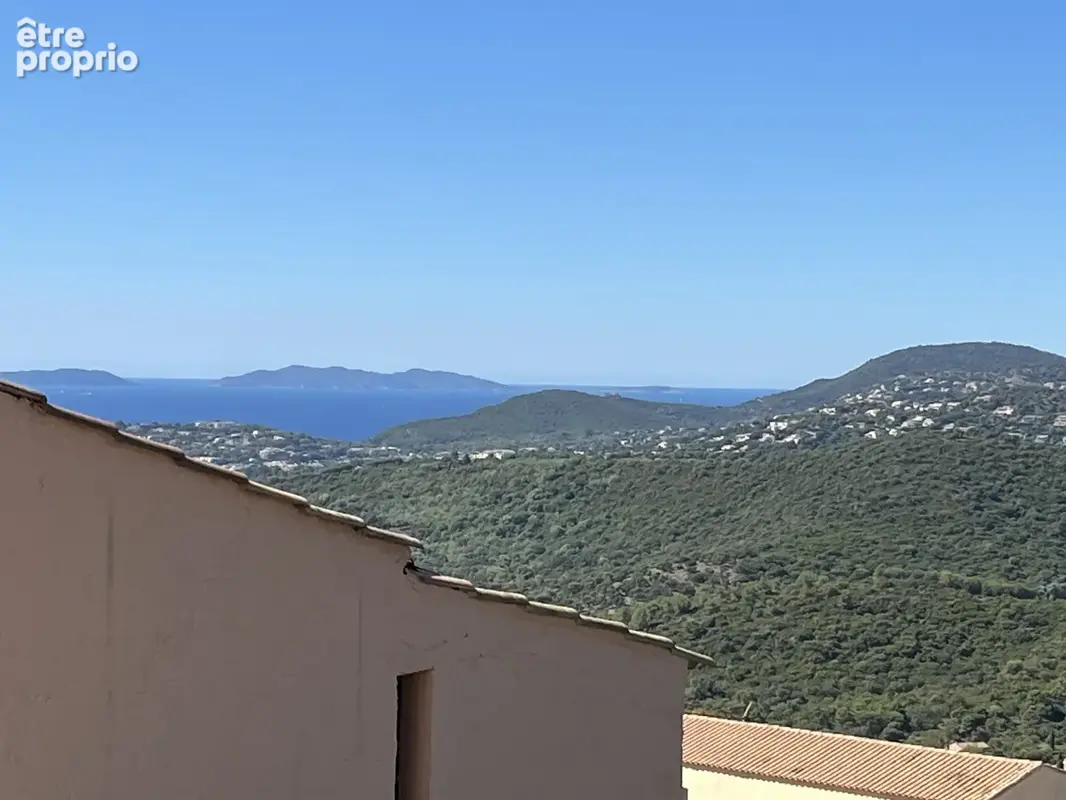 Très belle vue sur collines et mer - photo 2