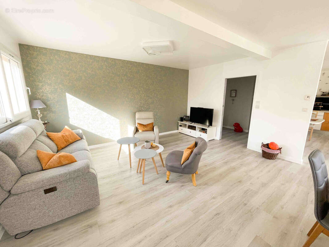 Maison à LOGONNA-DAOULAS