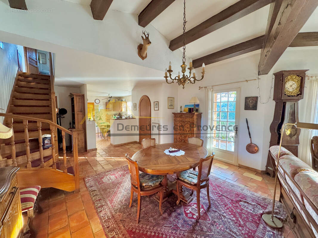 Maison à VAISON-LA-ROMAINE
