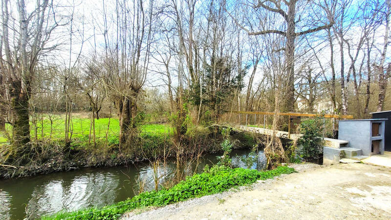 Maison à SAINT-HILAIRE-LA-PALUD