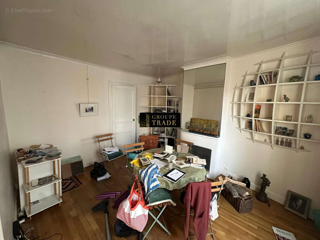 Appartement à PARIS-14E