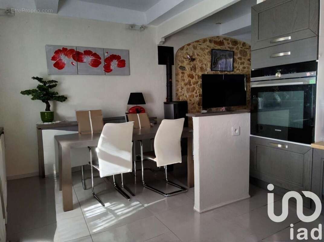 Photo 7 - Maison à MONTFERRAT