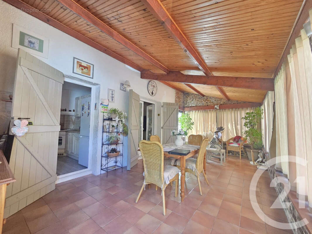 Maison 120 m² à La Farlede  - photo 14