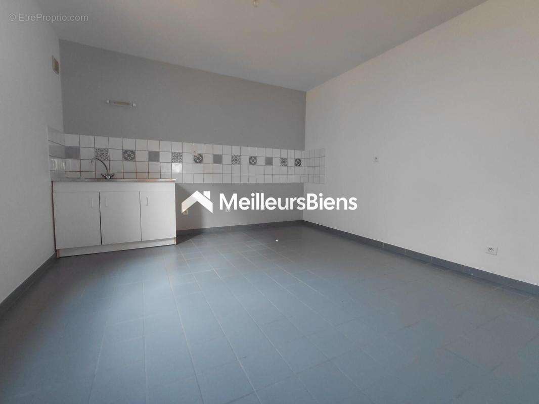 Appartement à FAYL-BILLOT