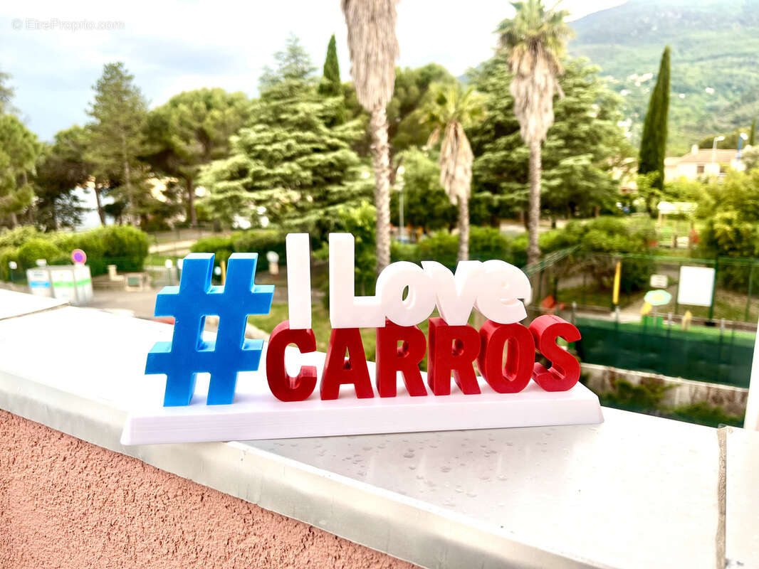 Appartement à CARROS