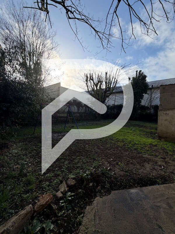 Maison à VIRY-CHATILLON