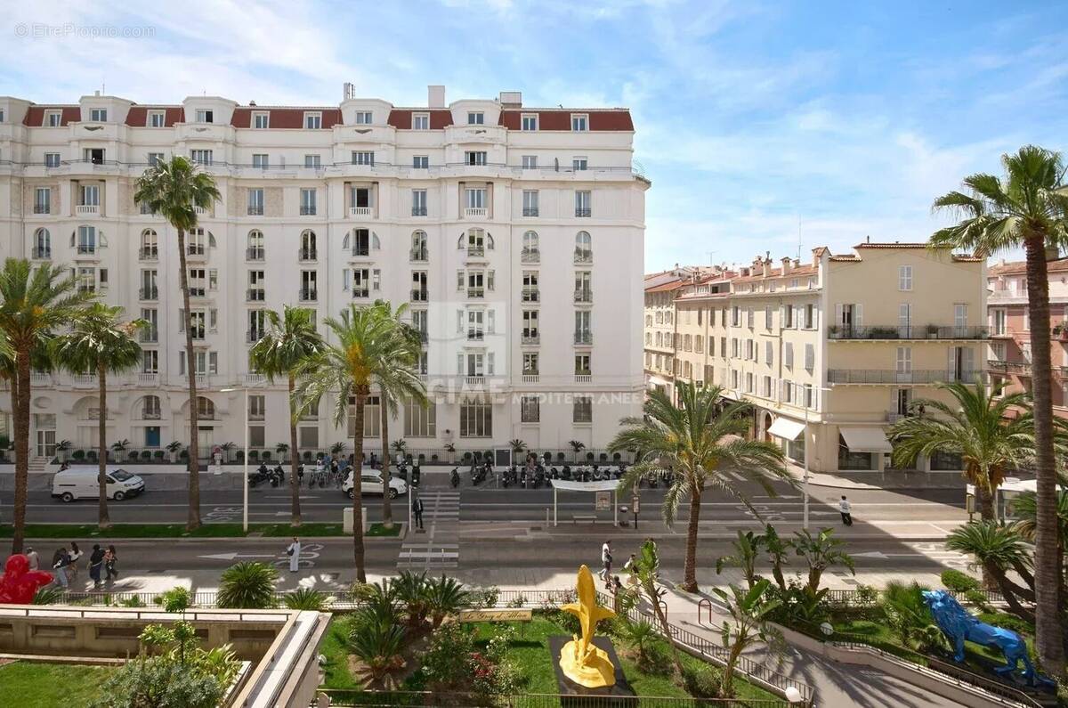 Appartement à CANNES