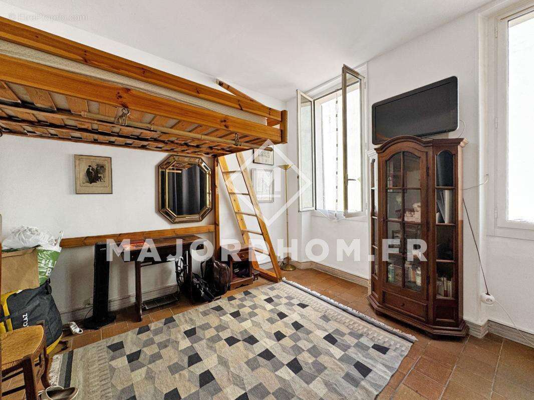 Exclusivité: bel appartement type 3 spacieux et lumineux, bel immeuble ancien 13001 - photo 9