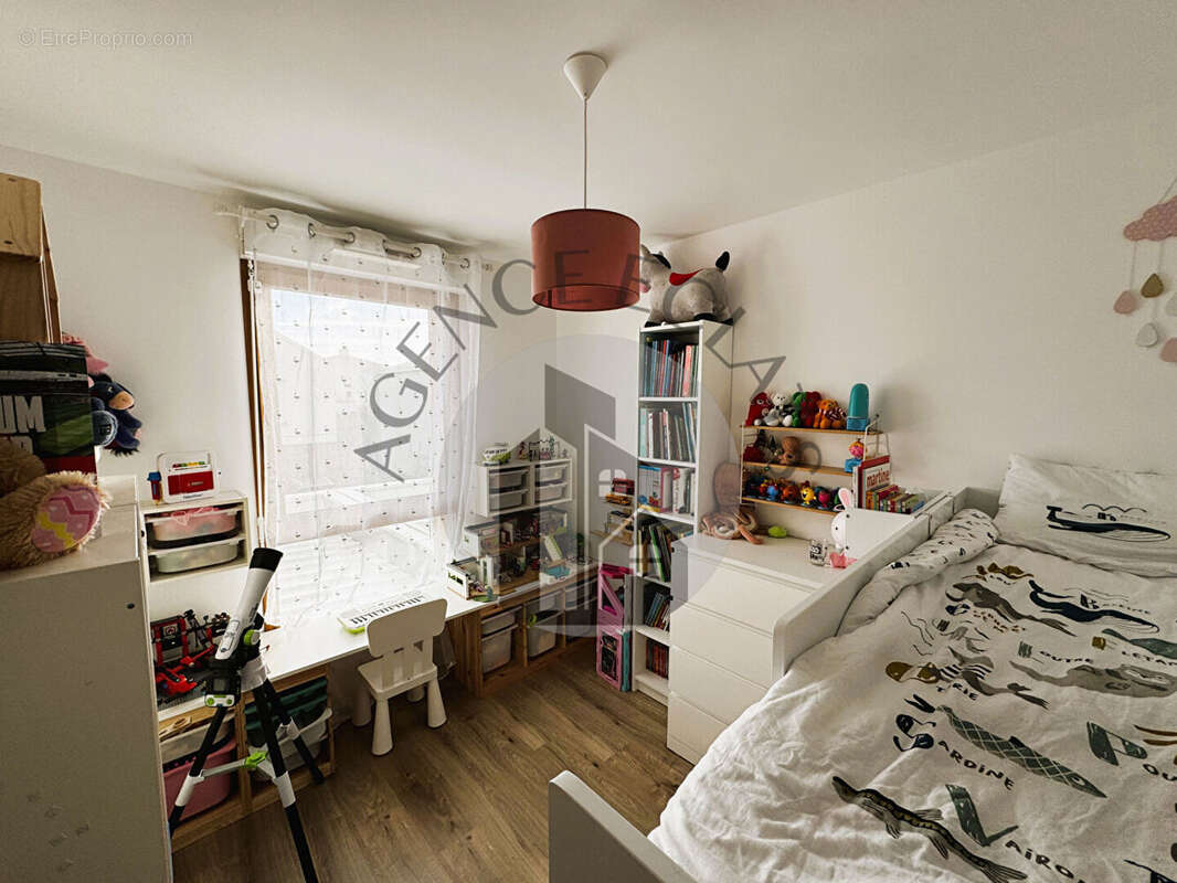 Maison à BUSSY-SAINT-GEORGES