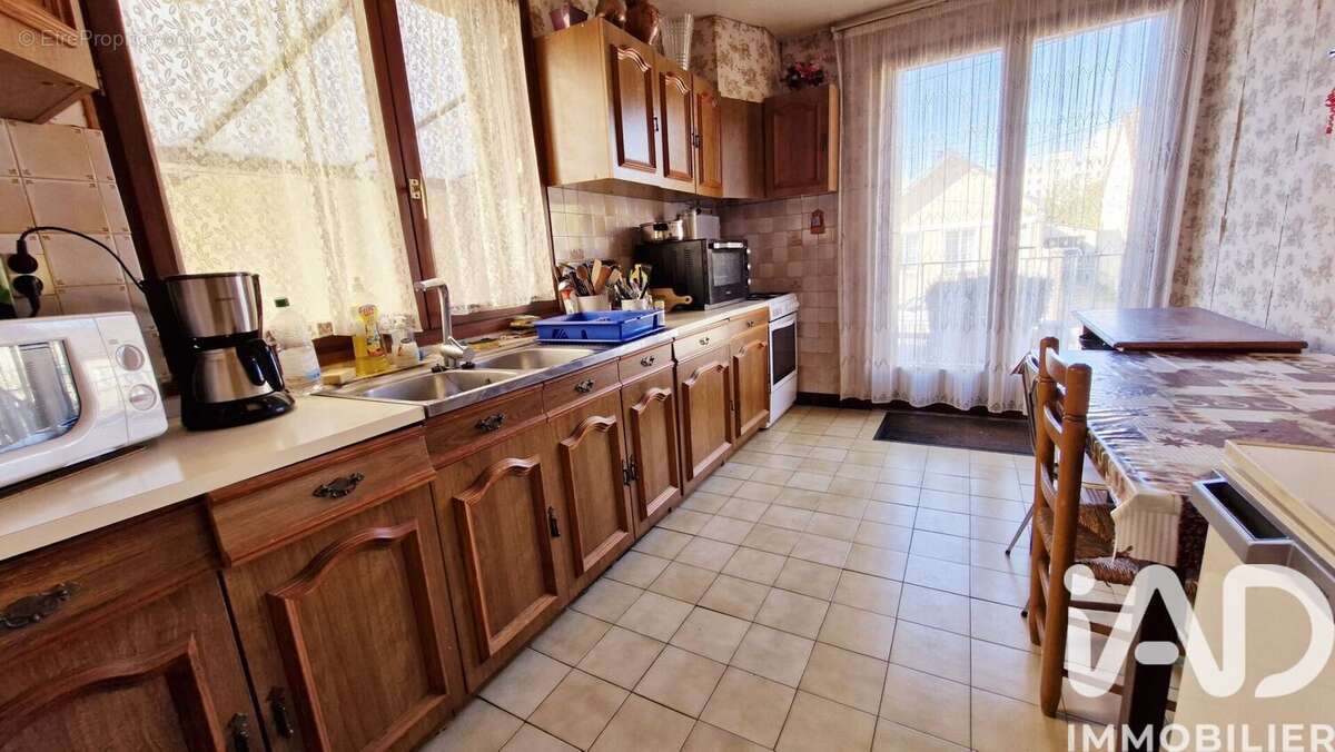 Maison 158 m² à Luce  - photo 3