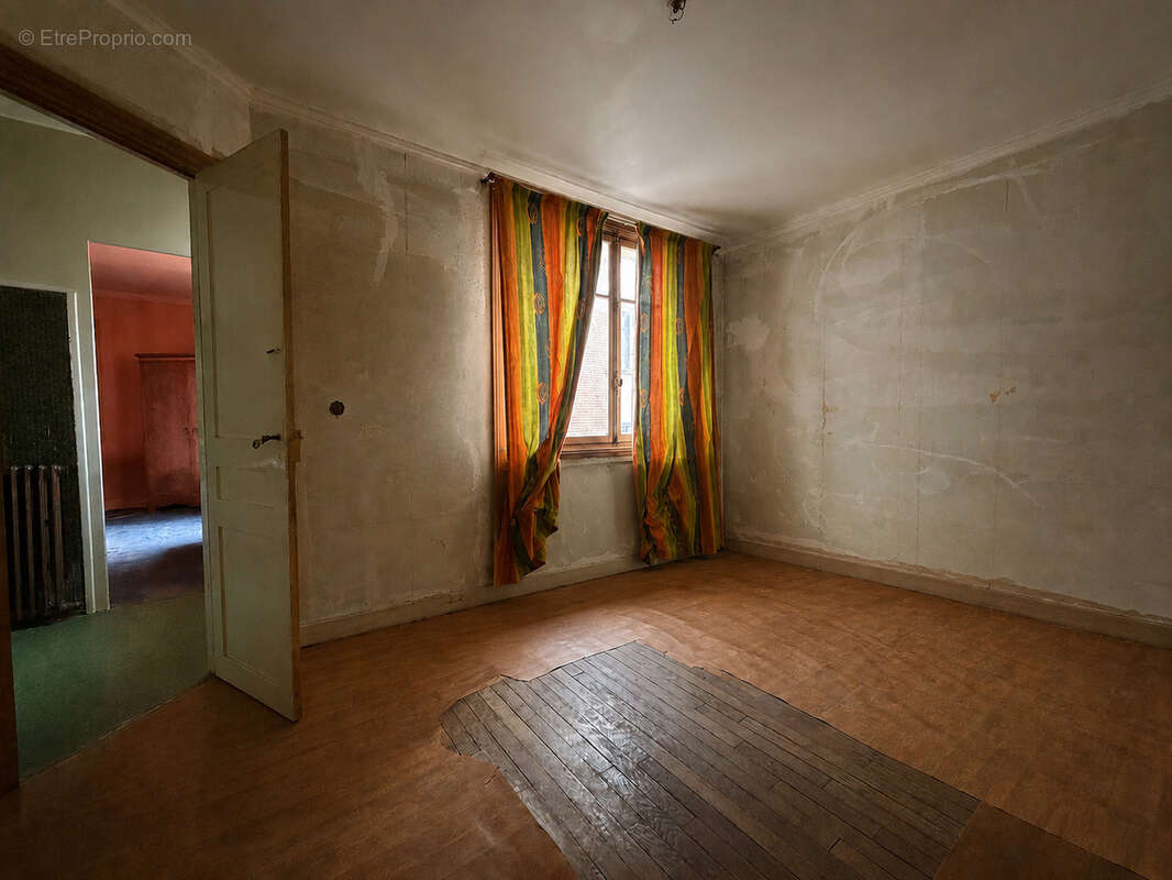 Appartement à PARIS-11E
