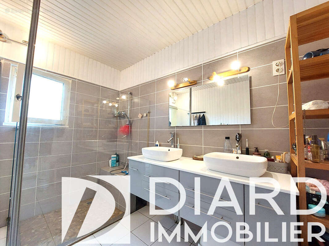 Maison 140 m² - Campagne ETRELLES - Terrain de 3400 m² - photo 8